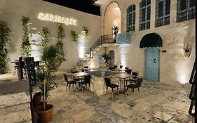 Sarmasik Otel